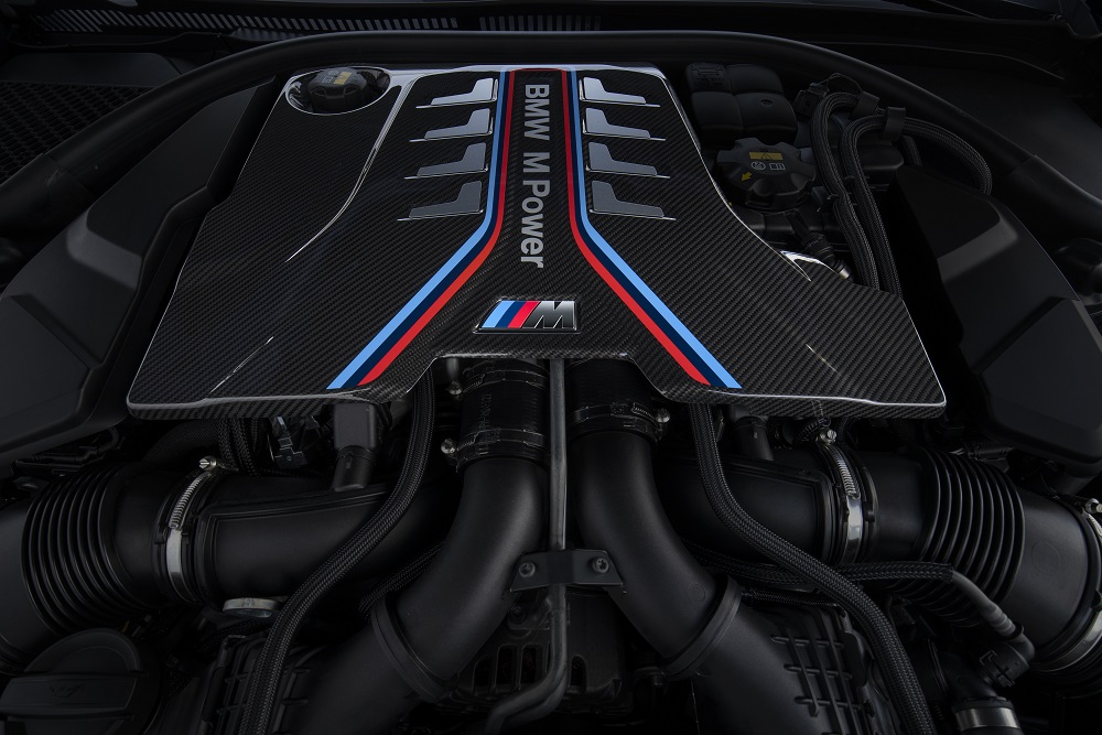 P90348802_highRes_the-all-new-bmw-m8-c.jpg