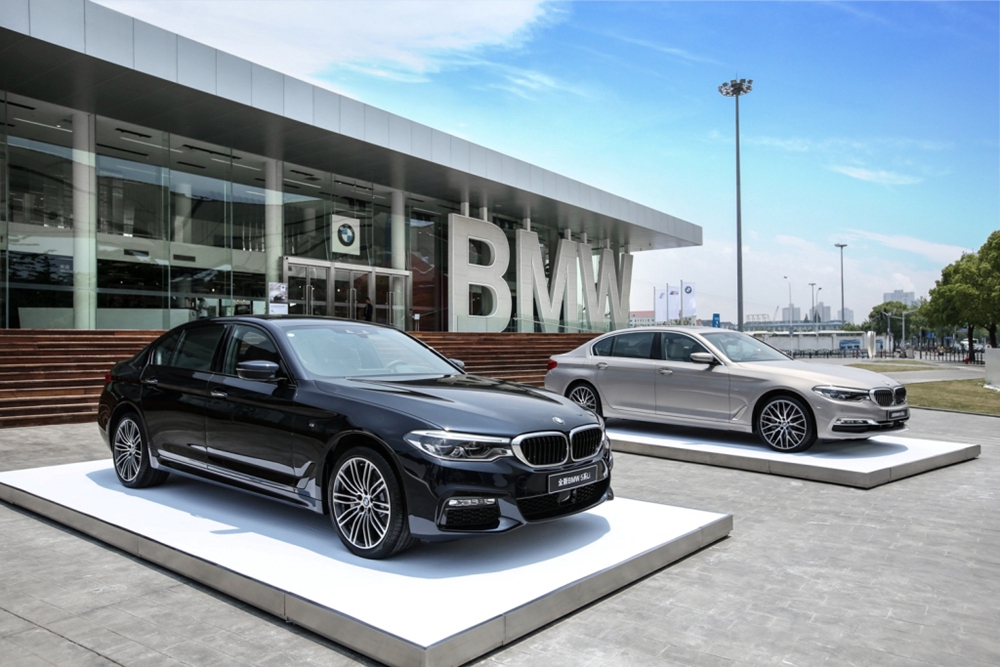 05. 全新BMW 5系Li在2017宝马中国创新日.jpg