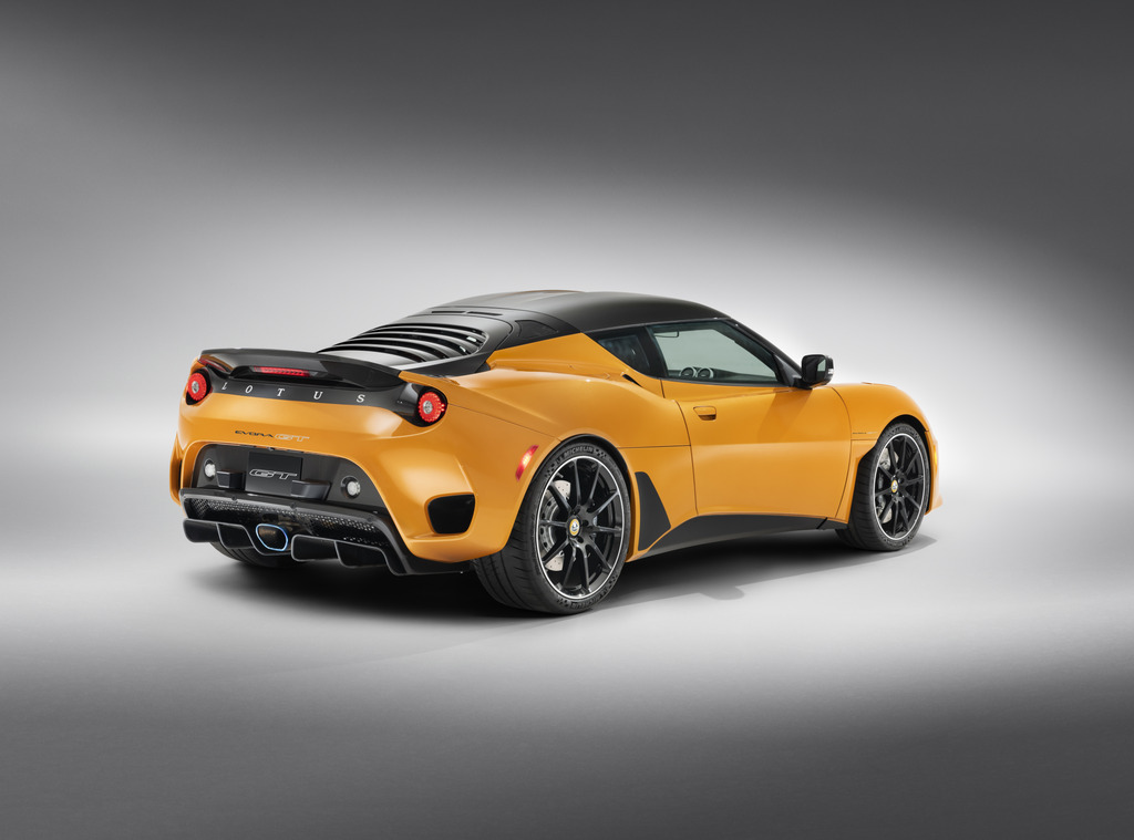 2-Lotus_Evora_US_0086_Lights_On_With-Plate_Edit.jpg