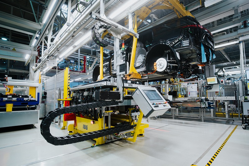 小鹏汽车在麦格纳位于奥地利格拉茨的工厂进行生产 (4).jpg